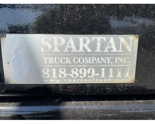 FREIGHTLINER M211264ST Vehicle For Sale