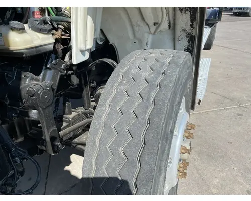 FREIGHTLINER M211264ST Vehicle For Sale