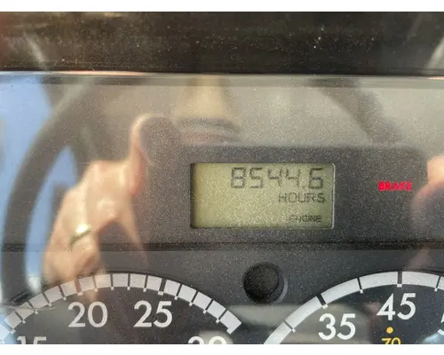 FREIGHTLINER M211264ST Vehicle For Sale
