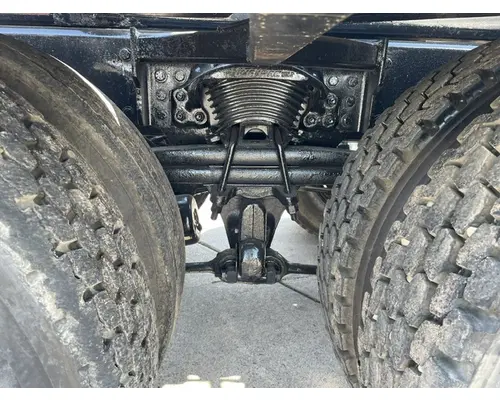 FREIGHTLINER M211264ST Vehicle For Sale