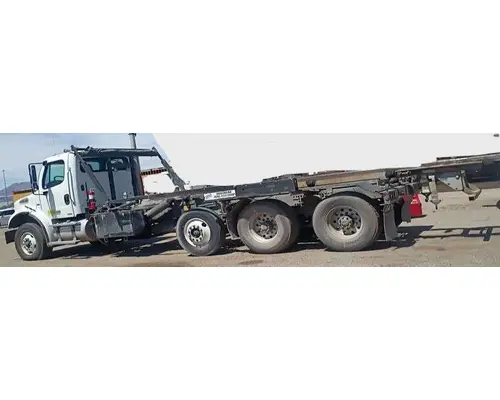 FREIGHTLINER M211284ST Vehicle For Sale
