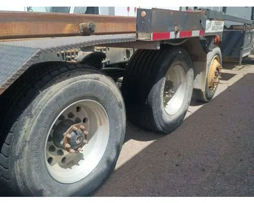 FREIGHTLINER M211284ST Vehicle For Sale