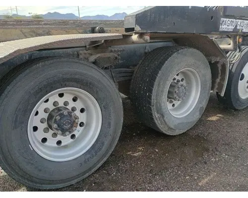 FREIGHTLINER M211284ST Vehicle For Sale