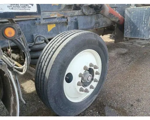 FREIGHTLINER M211284ST Vehicle For Sale
