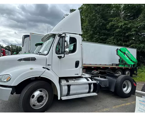 FREIGHTLINER M2 Battery BoxTray