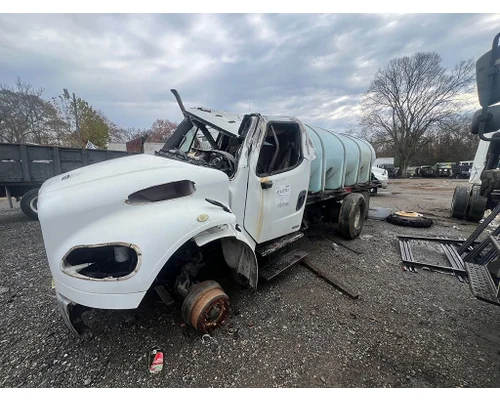 FREIGHTLINER M2 Battery Box