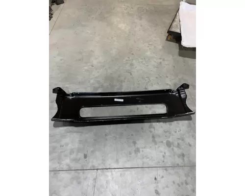 FREIGHTLINER M2 Bumper Assembly, Front