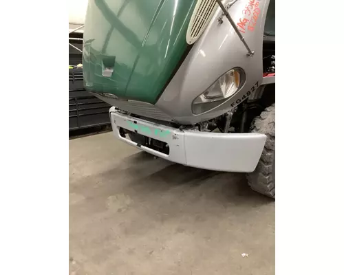 FREIGHTLINER M2 Bumper Assembly, Front