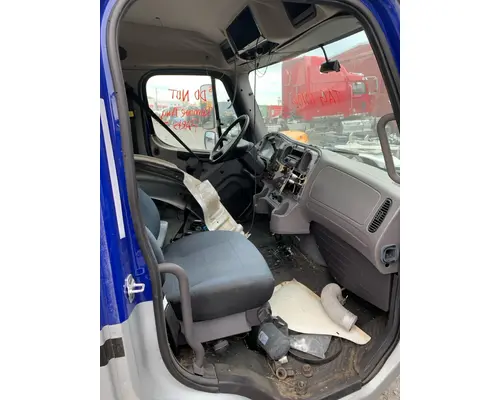 FREIGHTLINER M2 CAB ASSEMBLY