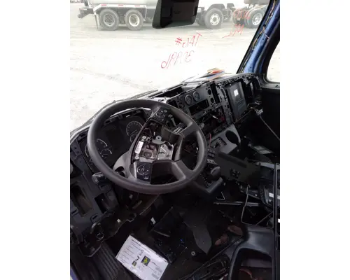 FREIGHTLINER M2 CAB ASSEMBLY