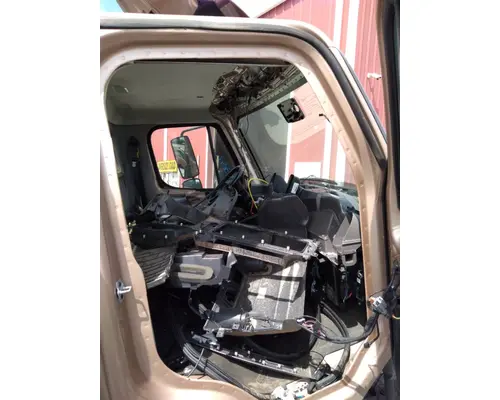 FREIGHTLINER M2 CAB ASSEMBLY