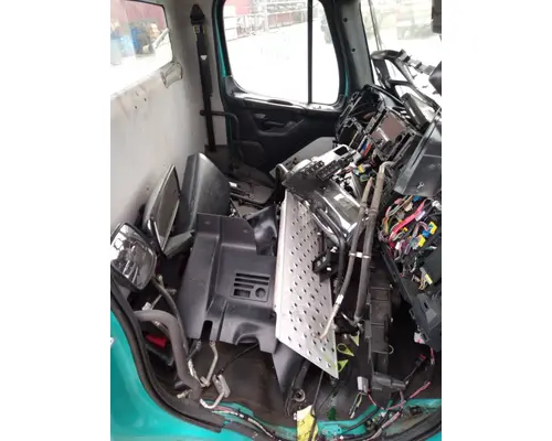 FREIGHTLINER M2 CAB ASSEMBLY