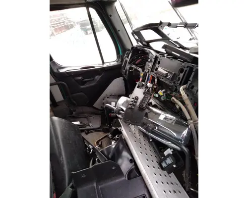 FREIGHTLINER M2 CAB ASSEMBLY
