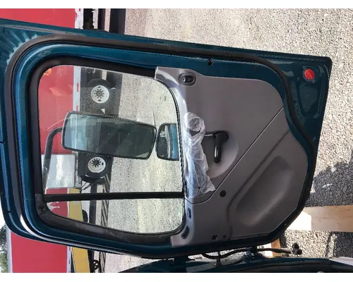 FREIGHTLINER M2 CAB ASSEMBLY