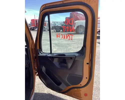 FREIGHTLINER M2 CAB ASSEMBLY