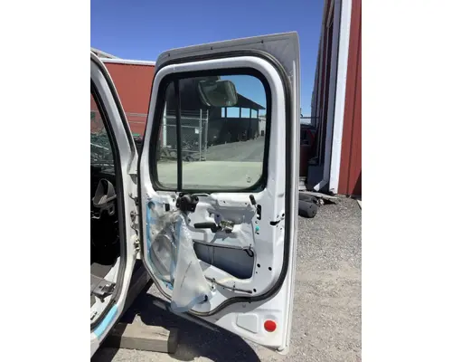 FREIGHTLINER M2 CAB ASSEMBLY