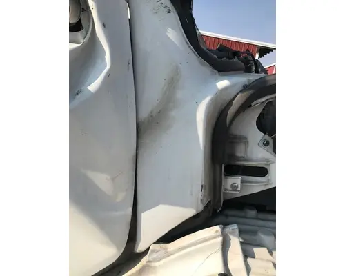 FREIGHTLINER M2 COWL