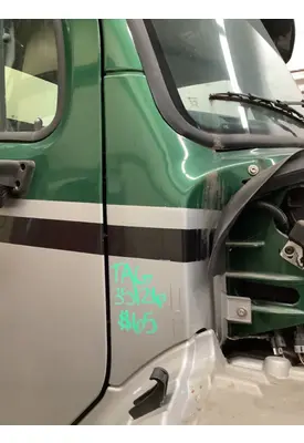 FREIGHTLINER M2 COWL