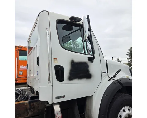 FREIGHTLINER M2 Cab