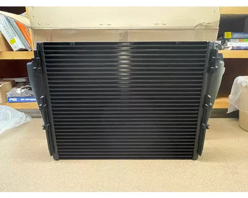 FREIGHTLINER M2 Charge Air Cooler (ATAAC)