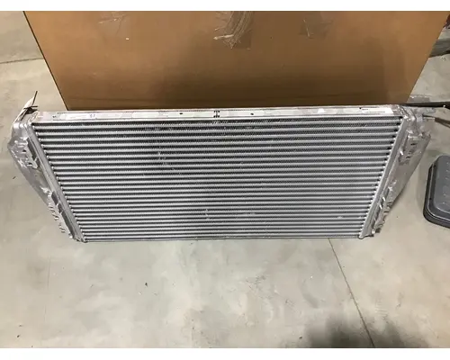 FREIGHTLINER M2 Charge Air Cooler (CAC)