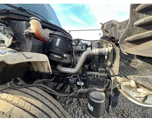 FREIGHTLINER M2 Complete Vehicle