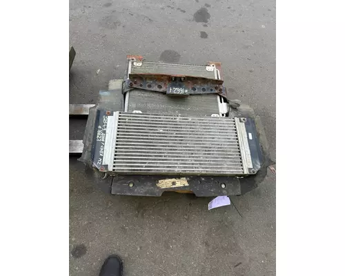 FREIGHTLINER M2 Cooling Assy. (Rad., Cond., ATAAC)