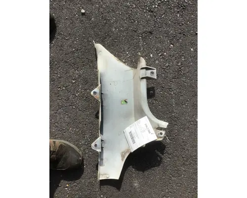 FREIGHTLINER M2 Cowl