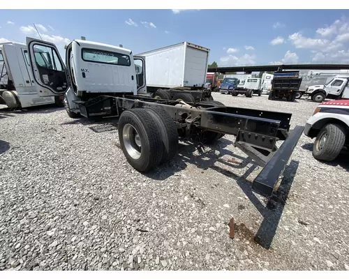 FREIGHTLINER M2 Cutoff (Tandem)