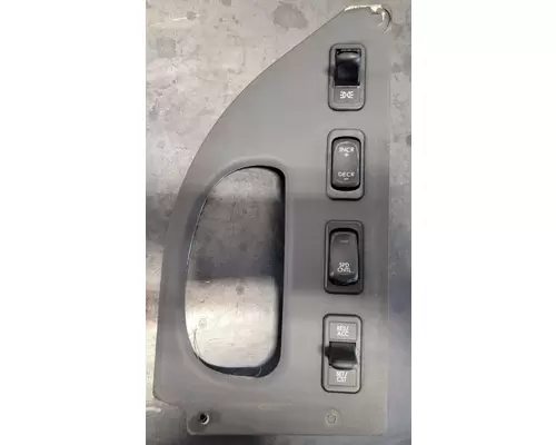 FREIGHTLINER M2 Dash Panel