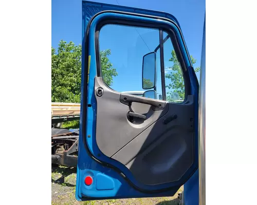 FREIGHTLINER M2 Door Assembly, Front