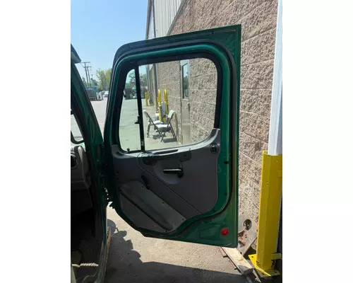 FREIGHTLINER M2 Door Assembly, Front