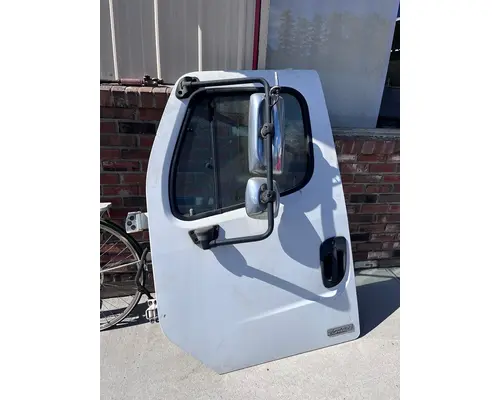 FREIGHTLINER M2 Door Assembly, Front