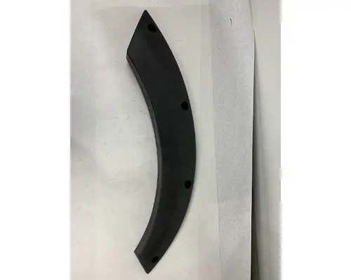 FREIGHTLINER M2 FENDER EXTENSION