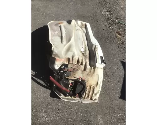 FREIGHTLINER M2 Fender Extension