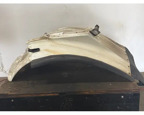 FREIGHTLINER M2 Fender Extension
