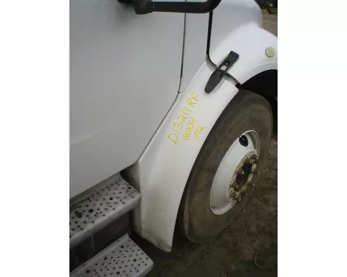 FREIGHTLINER M2 Fender Extension