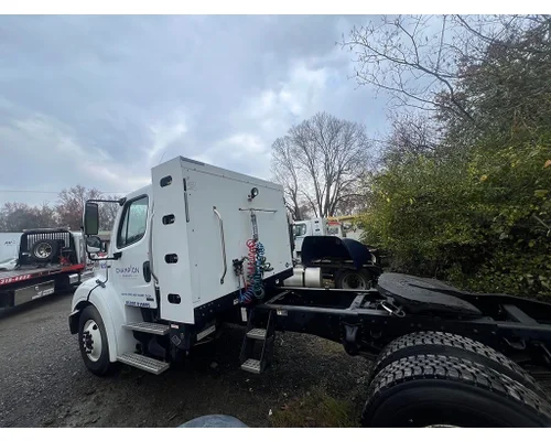 FREIGHTLINER M2 Fender Extension