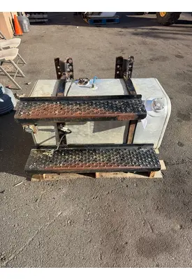 FREIGHTLINER M2 Fuel Tank