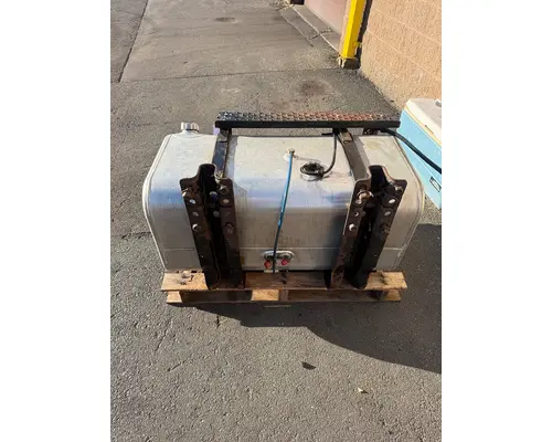 FREIGHTLINER M2 Fuel Tank