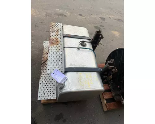 FREIGHTLINER M2 Fuel Tank