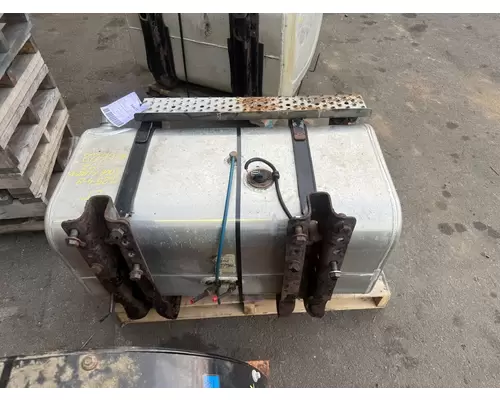 FREIGHTLINER M2 Fuel Tank