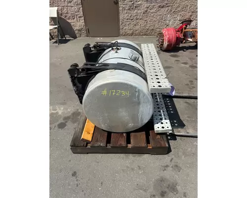 FREIGHTLINER M2 Fuel Tank
