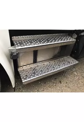 FREIGHTLINER M2 Fuel Tank