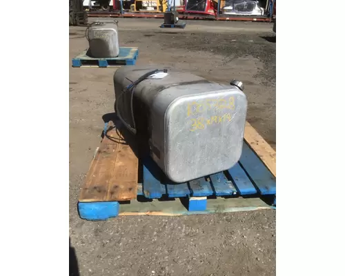 FREIGHTLINER M2 Fuel Tank