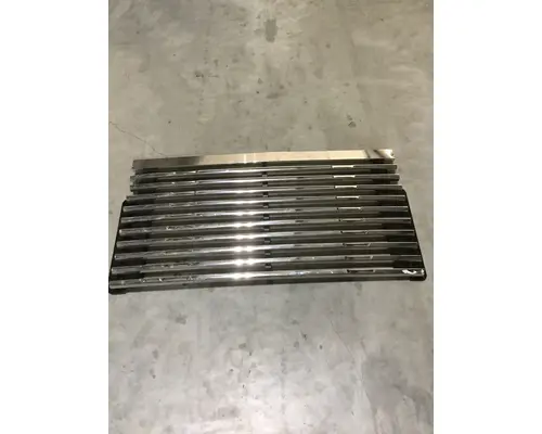 FREIGHTLINER M2 GRILLE