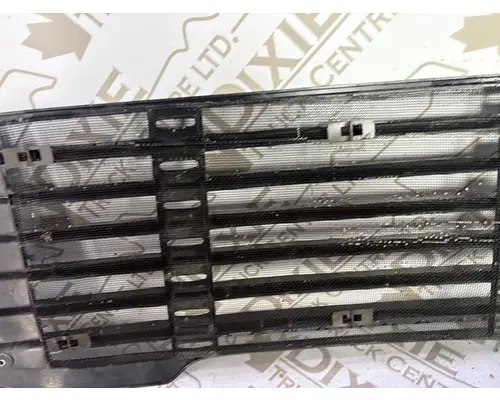 FREIGHTLINER M2 Grille