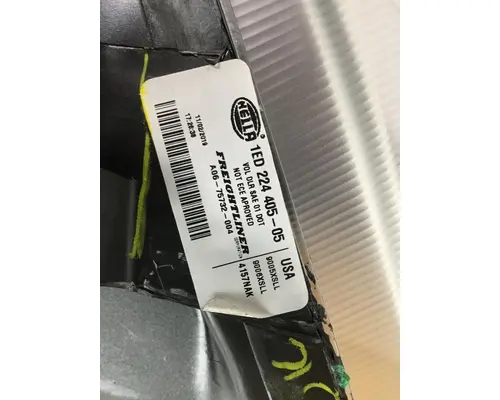 FREIGHTLINER M2 HEADLAMP