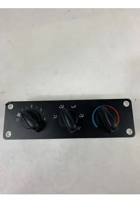 FREIGHTLINER M2 HEATER CONTROL