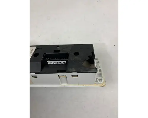 FREIGHTLINER M2 HEATER CONTROL